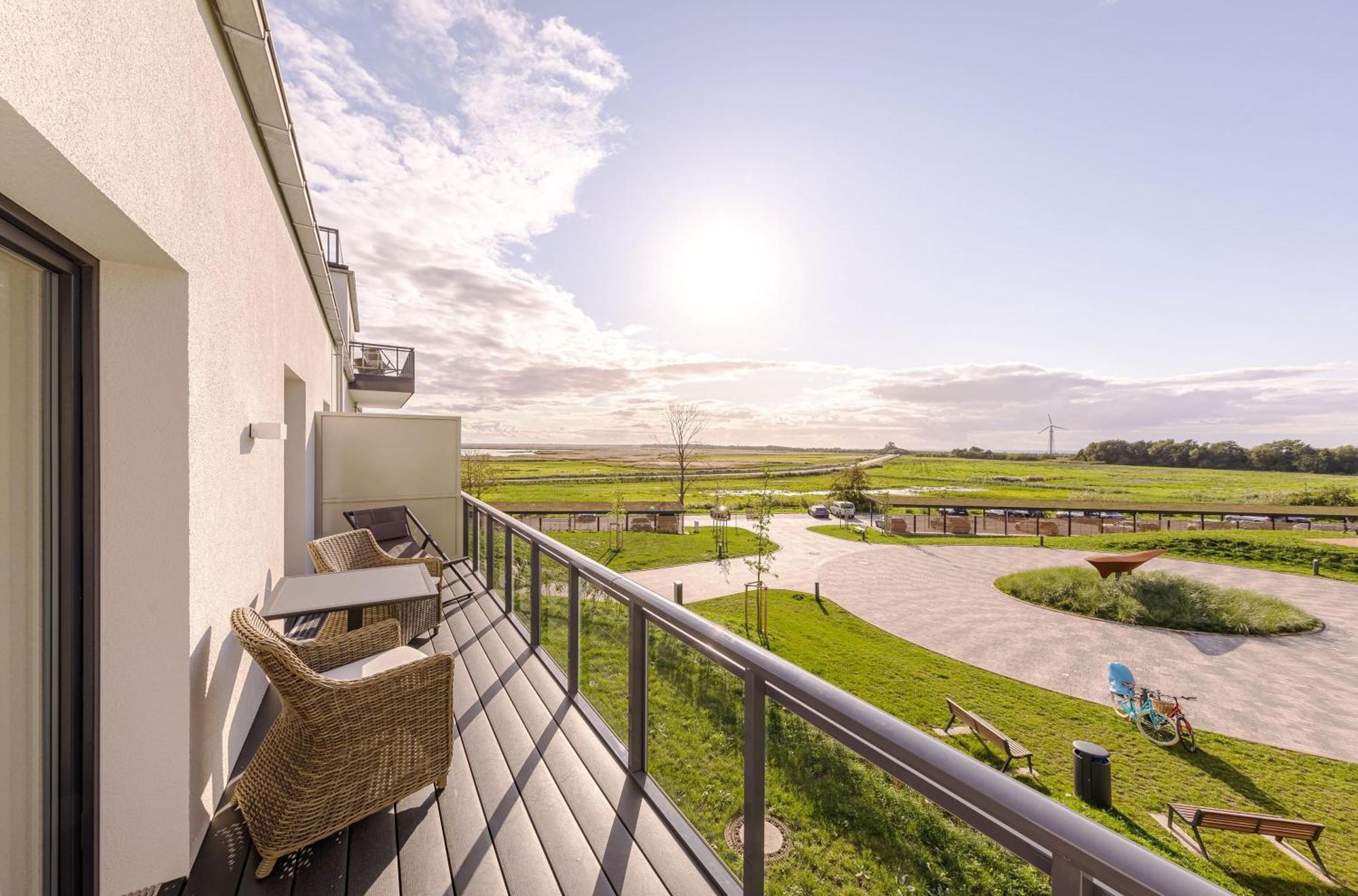 Ferienwohnung Ostseeblick Mit Balkon Wustrow  Bagian luar foto